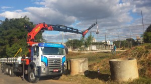 Lança com Fly-Jib totalmente aberta (28m de lança) Operação com Fly Jib aberto.